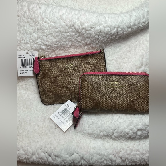 Coach Handbags - NWT-Coach Signature Set